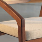 Carregar imagem no visualizador da galeria, Cadeira Maya em Madeira Maciça