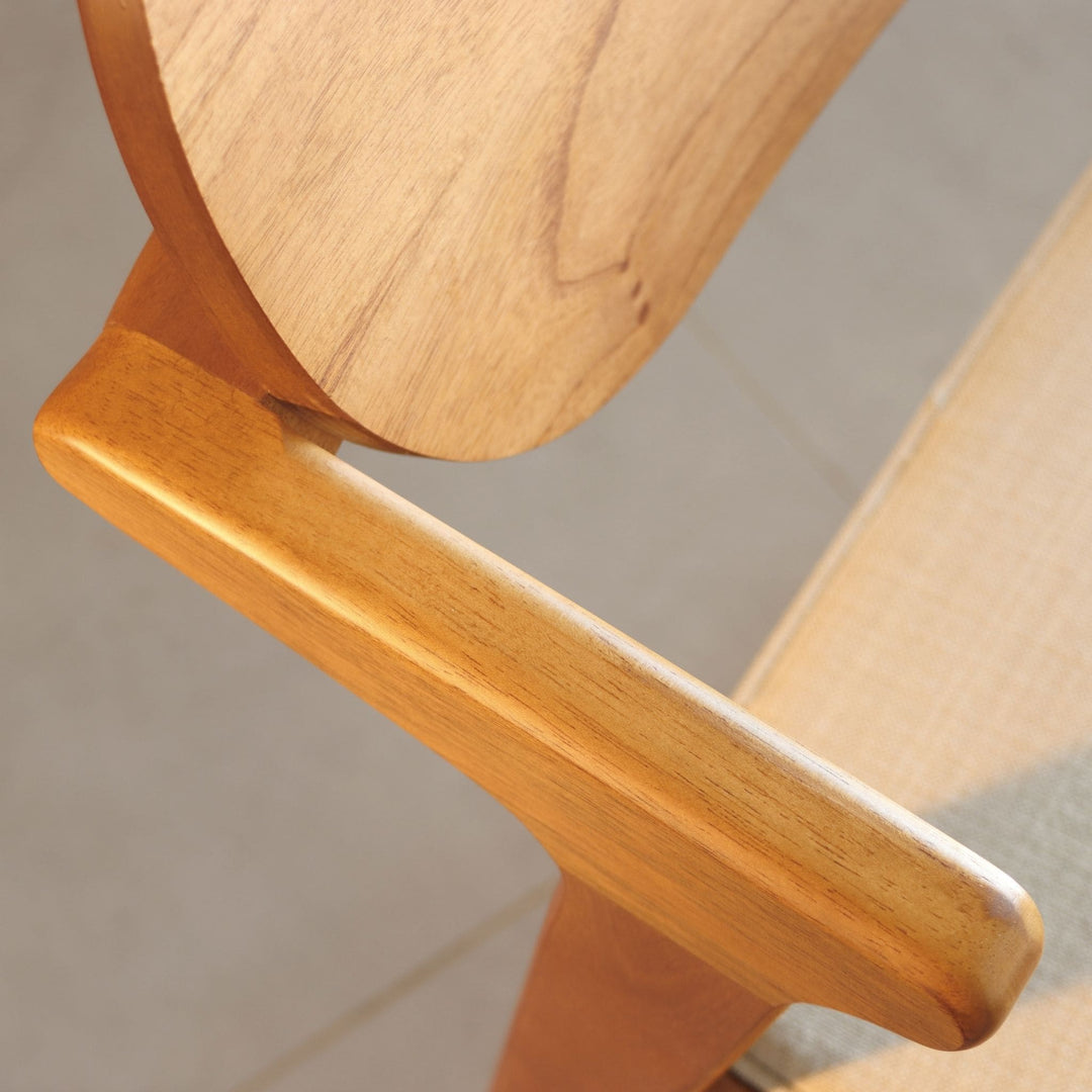 Cadeira Maya em Madeira Maciça