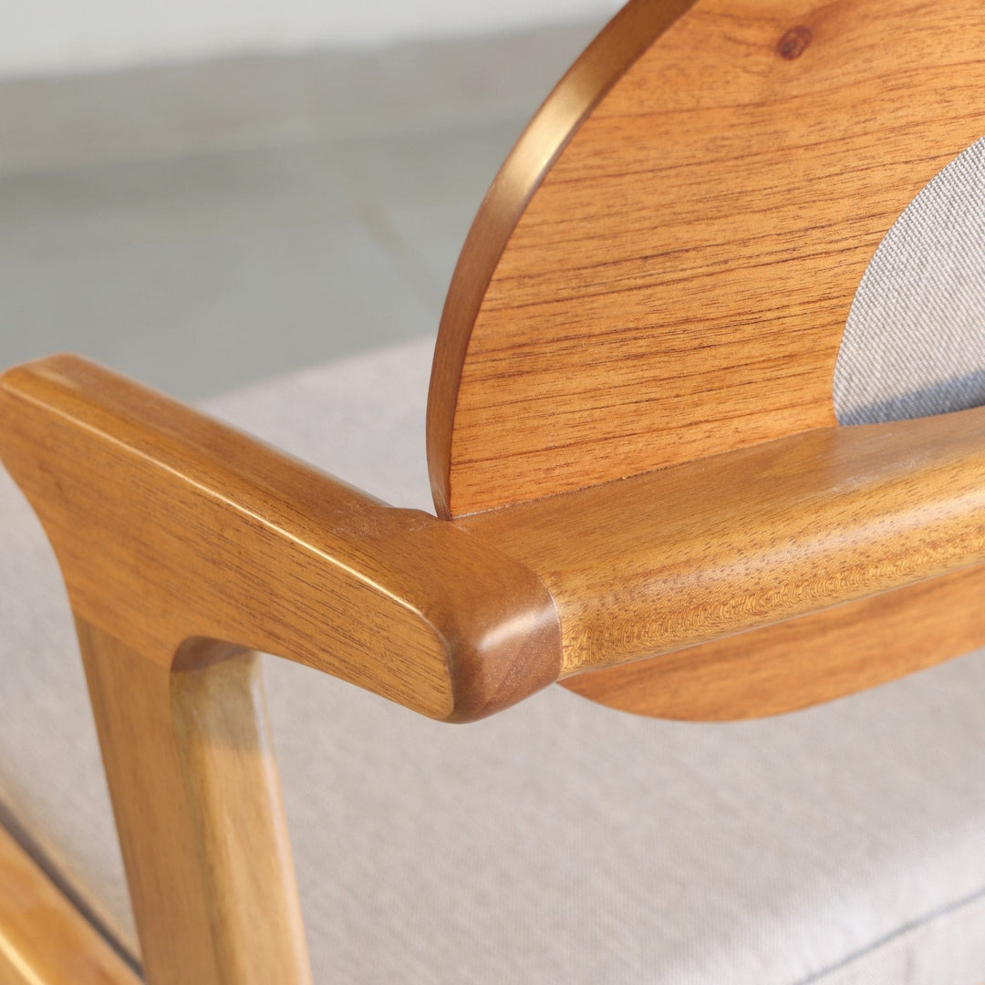 Cadeira Maya em Madeira Maciça