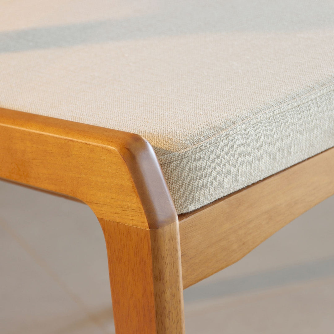 Cadeira Maya em Madeira Maciça