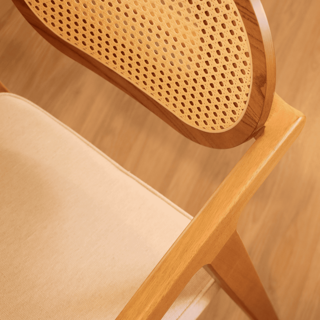 Cadeira Maya em Madeira Maciça