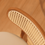 Carregar imagem no visualizador da galeria, Cadeira Selene em Madeira Maciça Encosto em Tela Rattan Natural sem Braço