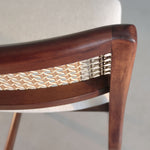 Carregar imagem no visualizador da galeria, Banqueta Oslo em Madeira Maciça com Encosto em Tela Rattan Palha Natural
